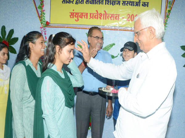 Gramin Mahila Shikshan Sansthan Samiti Sikar Function photo 12